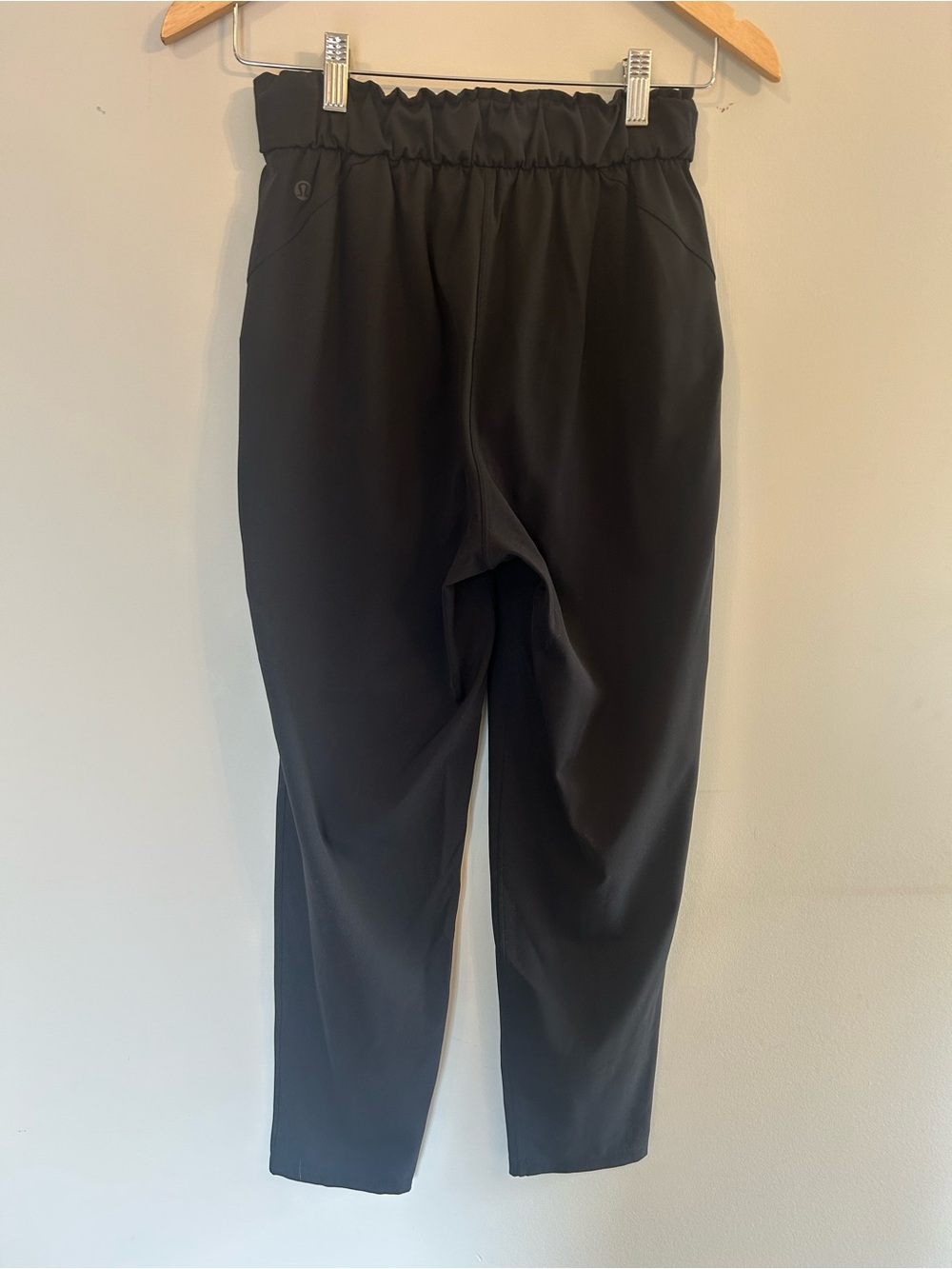 Lululemon Athletica Keep Moving Pants Luxtreme Black Drawstring Size 4 - Picture 4 of 5
